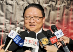 中美電影節主席、鷹龍傳媒董事長蘇彥韜接受媒體訪問